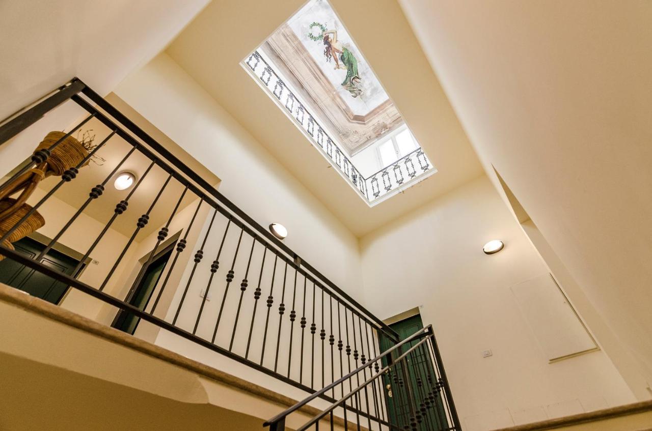 Flat 13: Elegante E Luminoso Con Terrazzo Privato Apartman Bologna Kültér fotó
